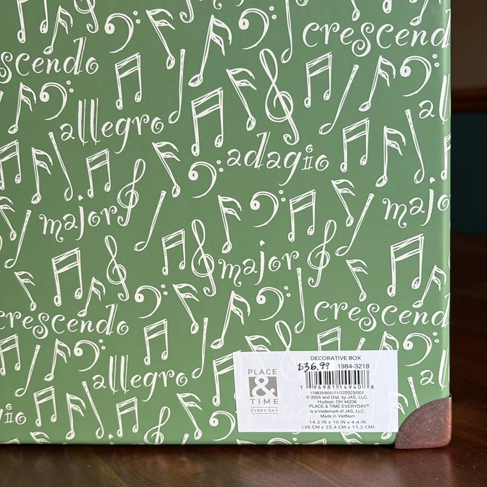 Music Notes and Terms along with Treble and Base Clefs NESTING BOX - metal lock - Picture 11 of 14